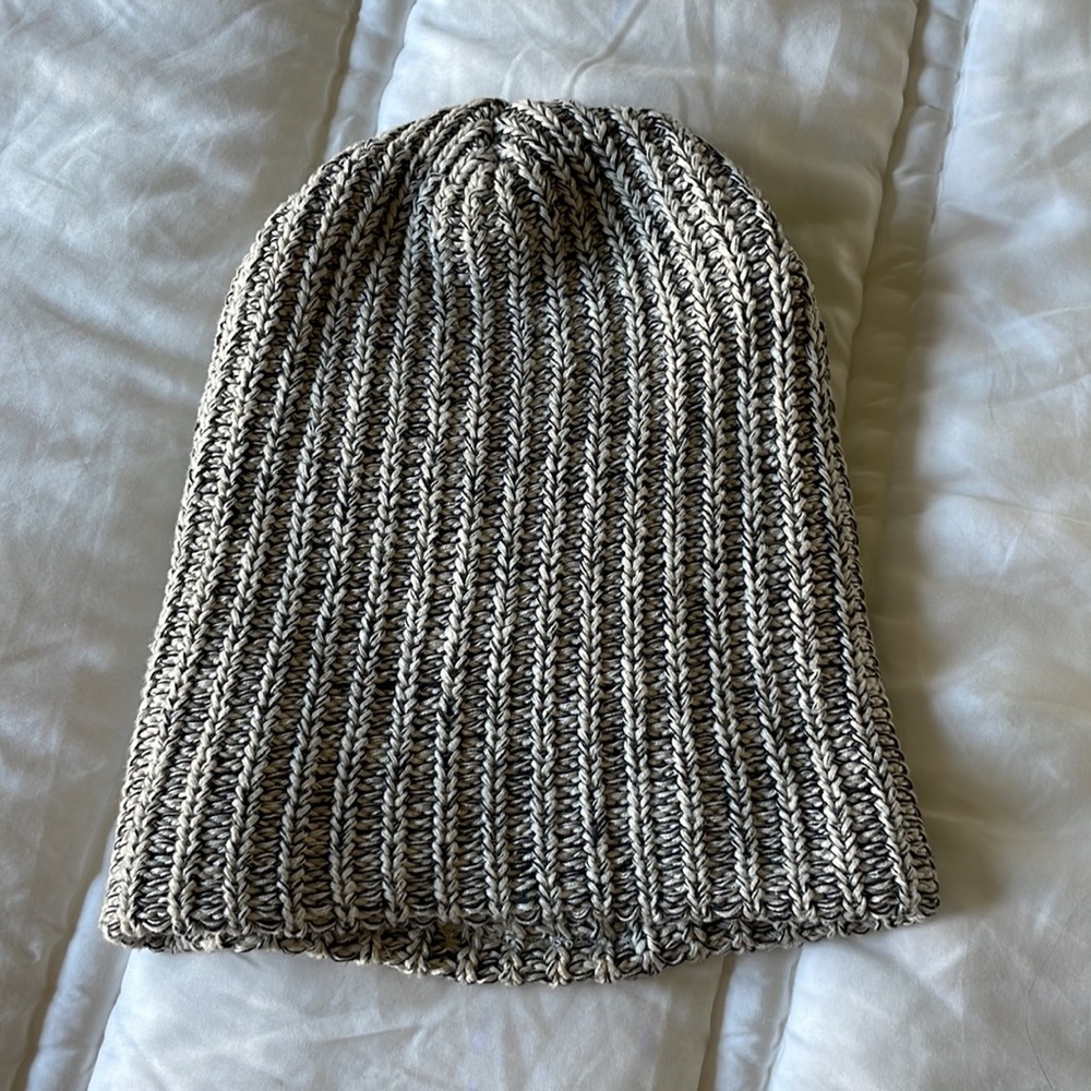 Winter hat bundle! - Picture 4 of 8